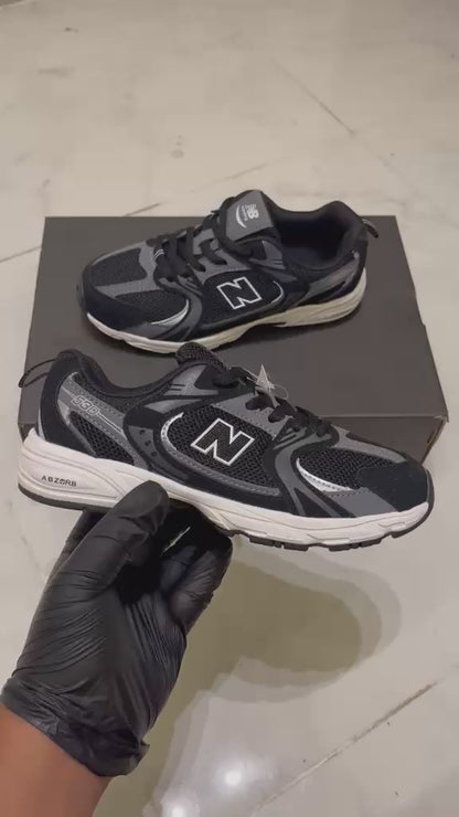 New Balance 530  black and grey